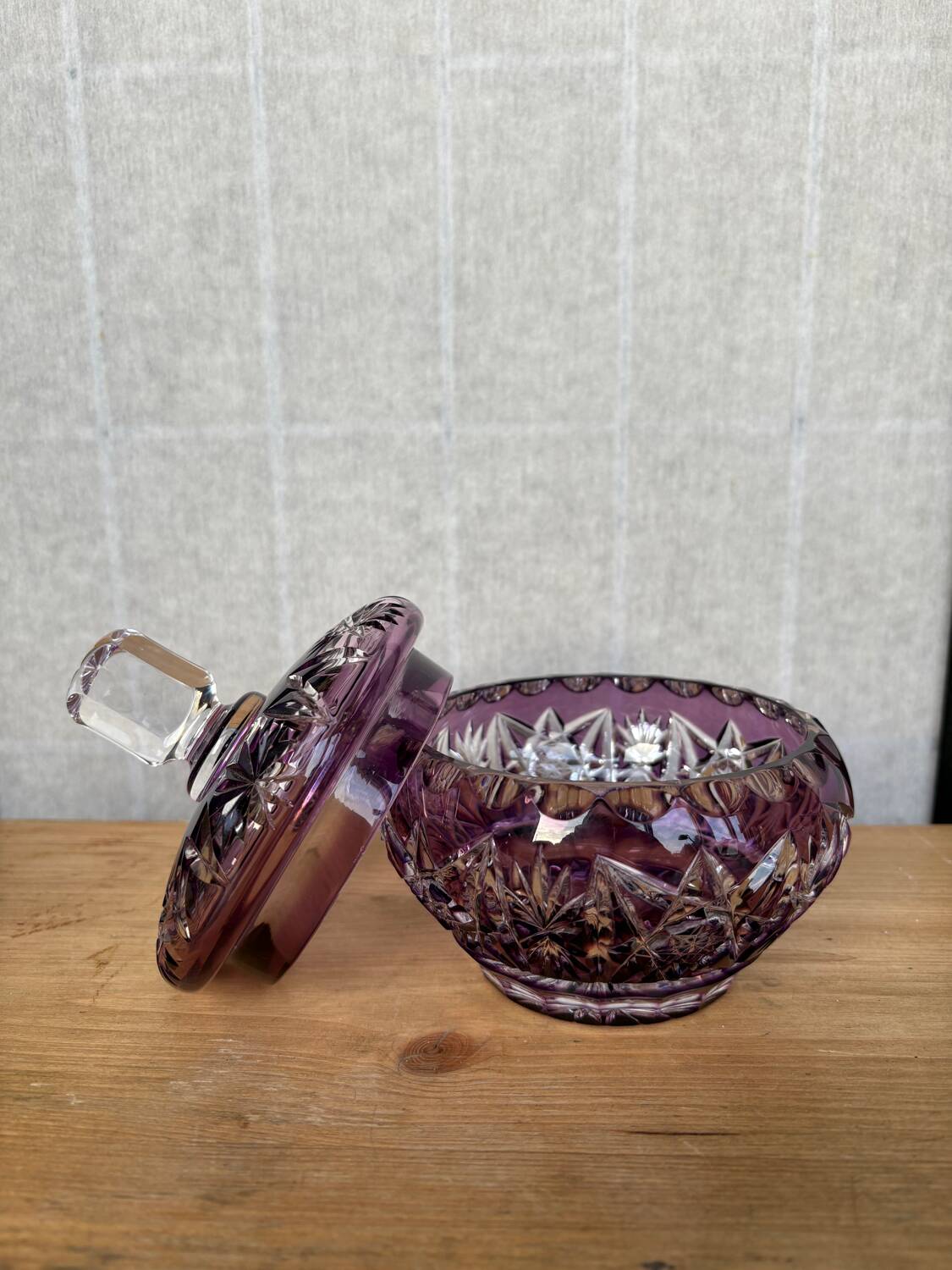 Amethyst cut Bohemian crystal bonbonnière – 20th century