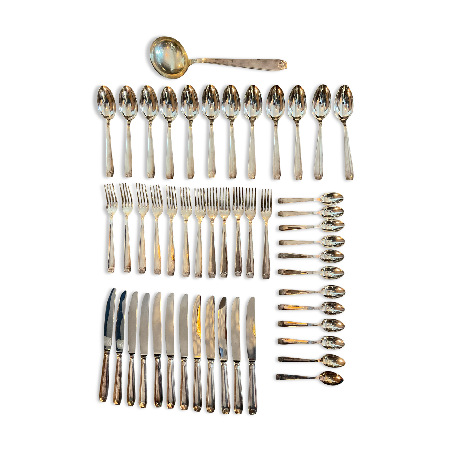 Ménagère métal argenté 49 pièces N°2