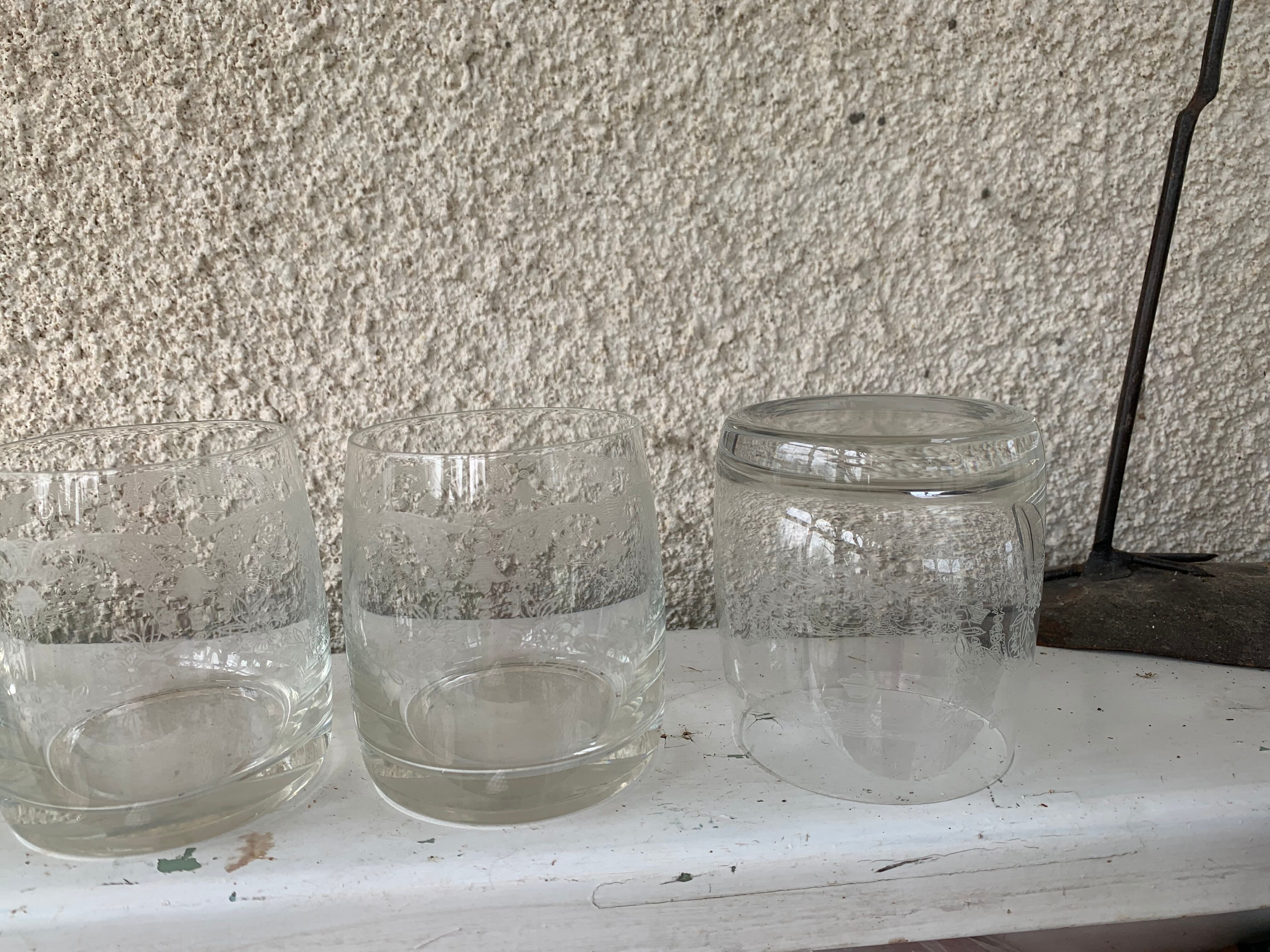 5 antique whiskey glasses, Easter frieze bells and vintage flowers