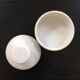 Boite en porcelaine blanche