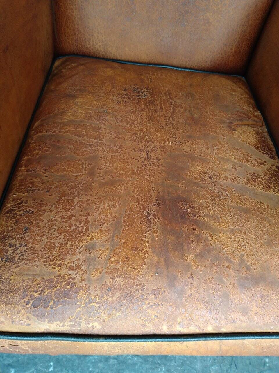 Club chair From OCL Vintage Sheepskin
