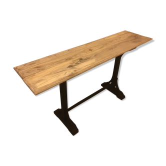 Curved wood console