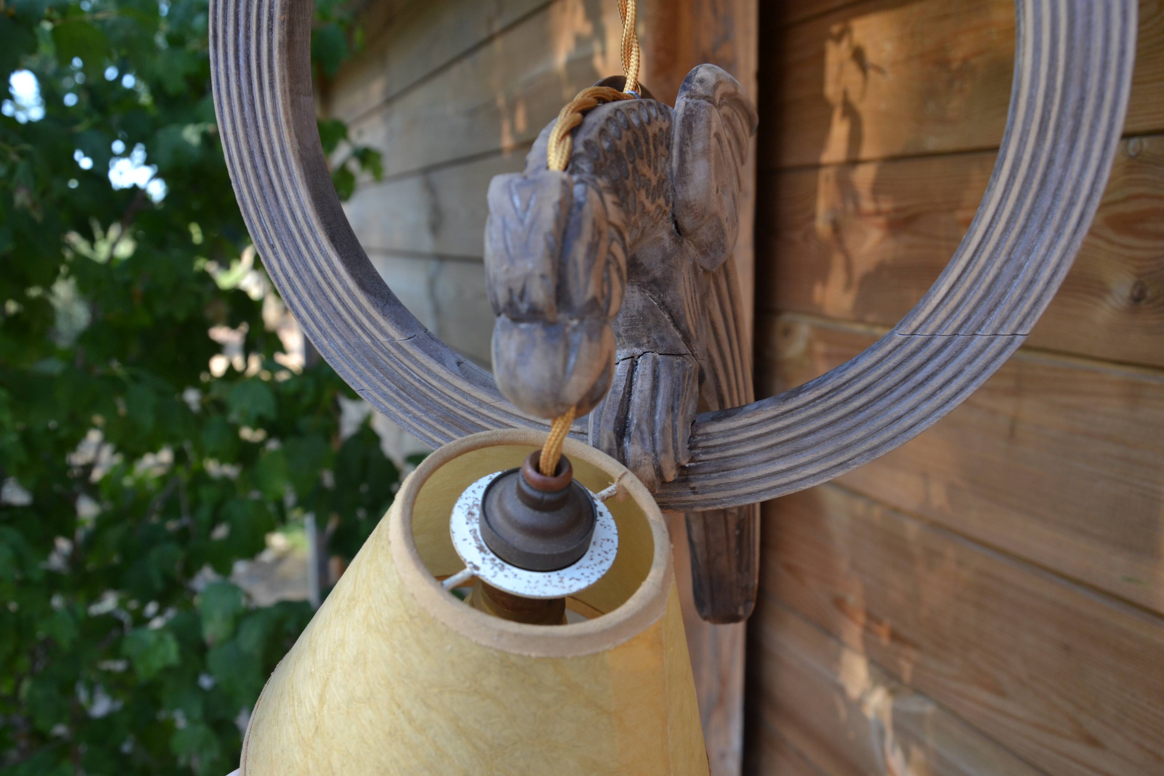 Suspension en bois "oiseau" de la Forêt Noire