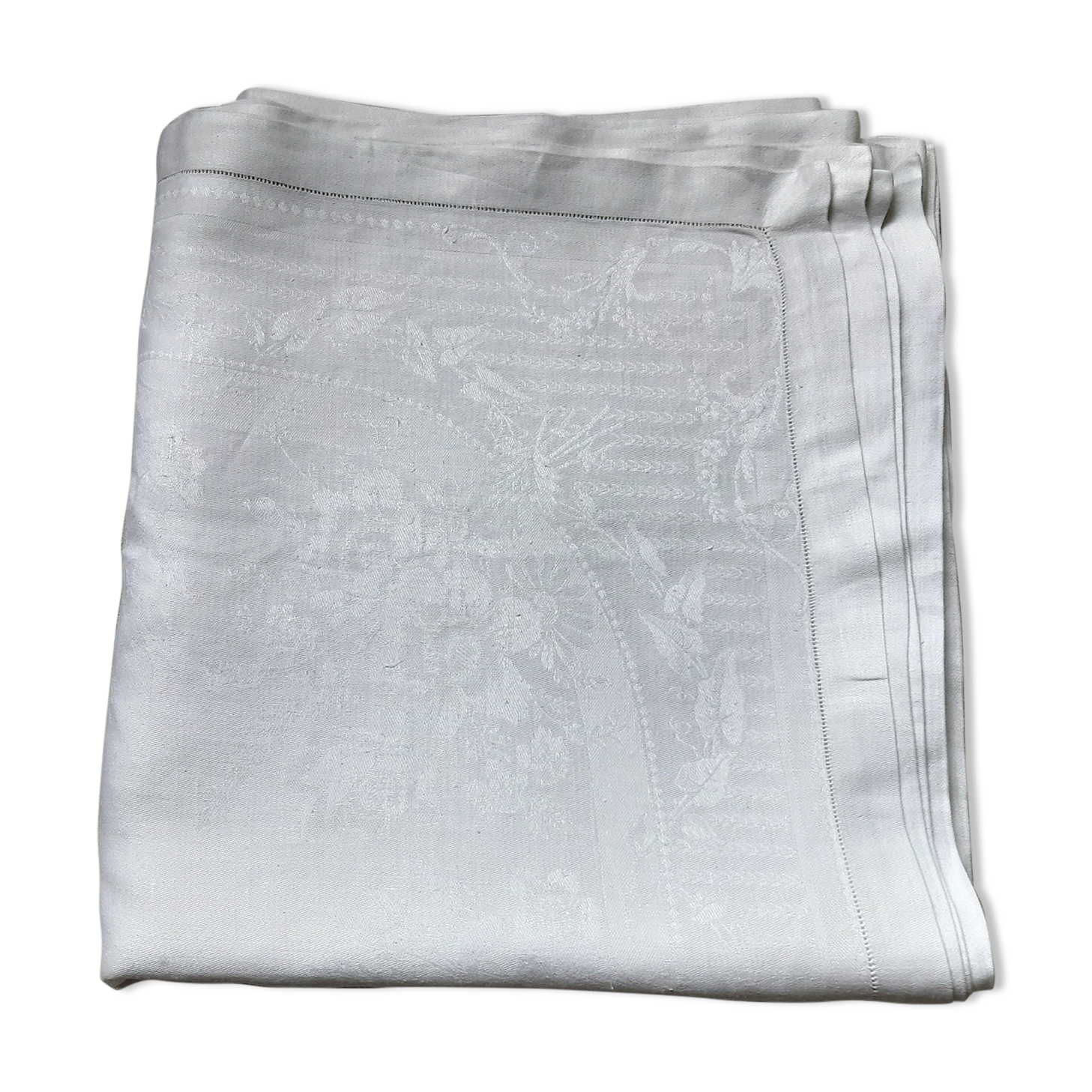 Damask tablecloth 1900 with floral decorations, 1m60 x 2m80