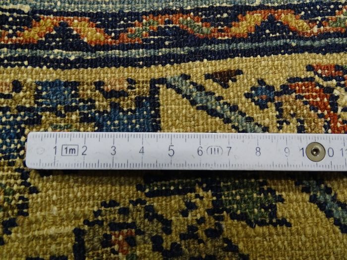 Hand-knotted Tabriz carpet - Iran 80x120cm