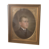 Portrait of a man with lorgnons by August Wilde 1882 -1950.Pastel signed and dated 1918.