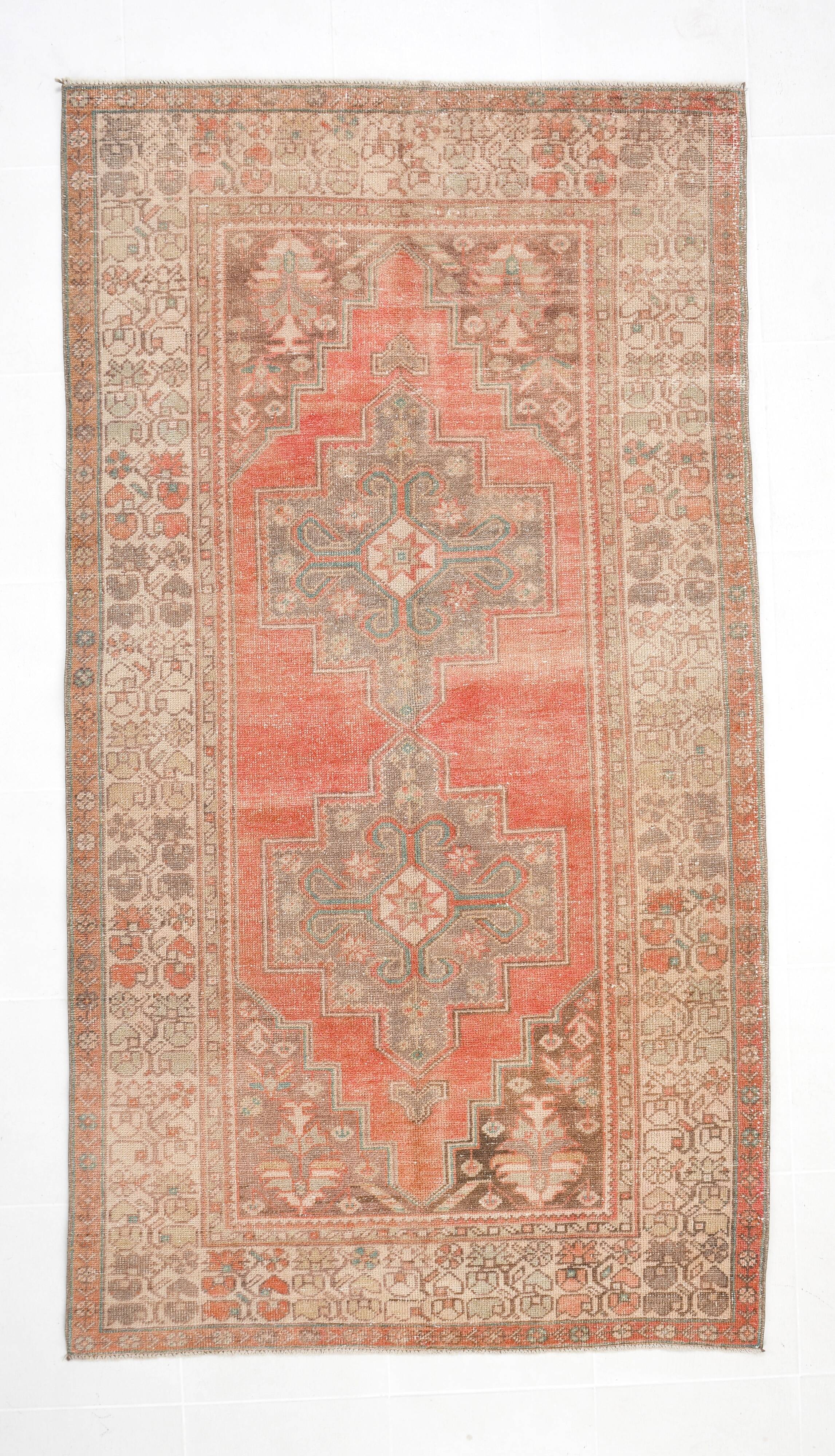 4x8 Red Brown Oriental Persian Area Rug, 135x246Cm