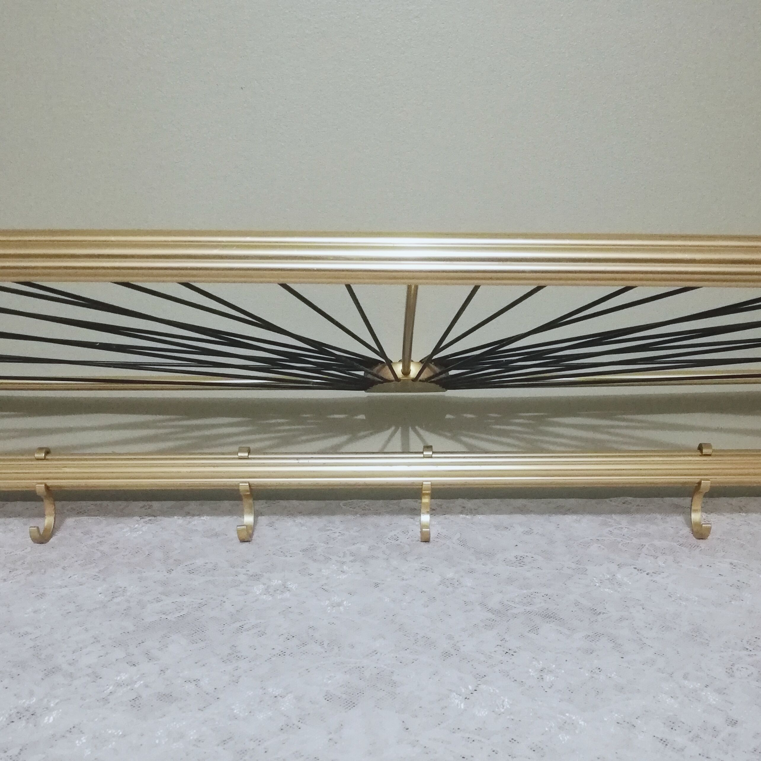 Gold aluminum and and pvc ropes wall coat rack