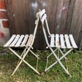 Paire de chaise pliante de jardin en métal & bois blanc vintage