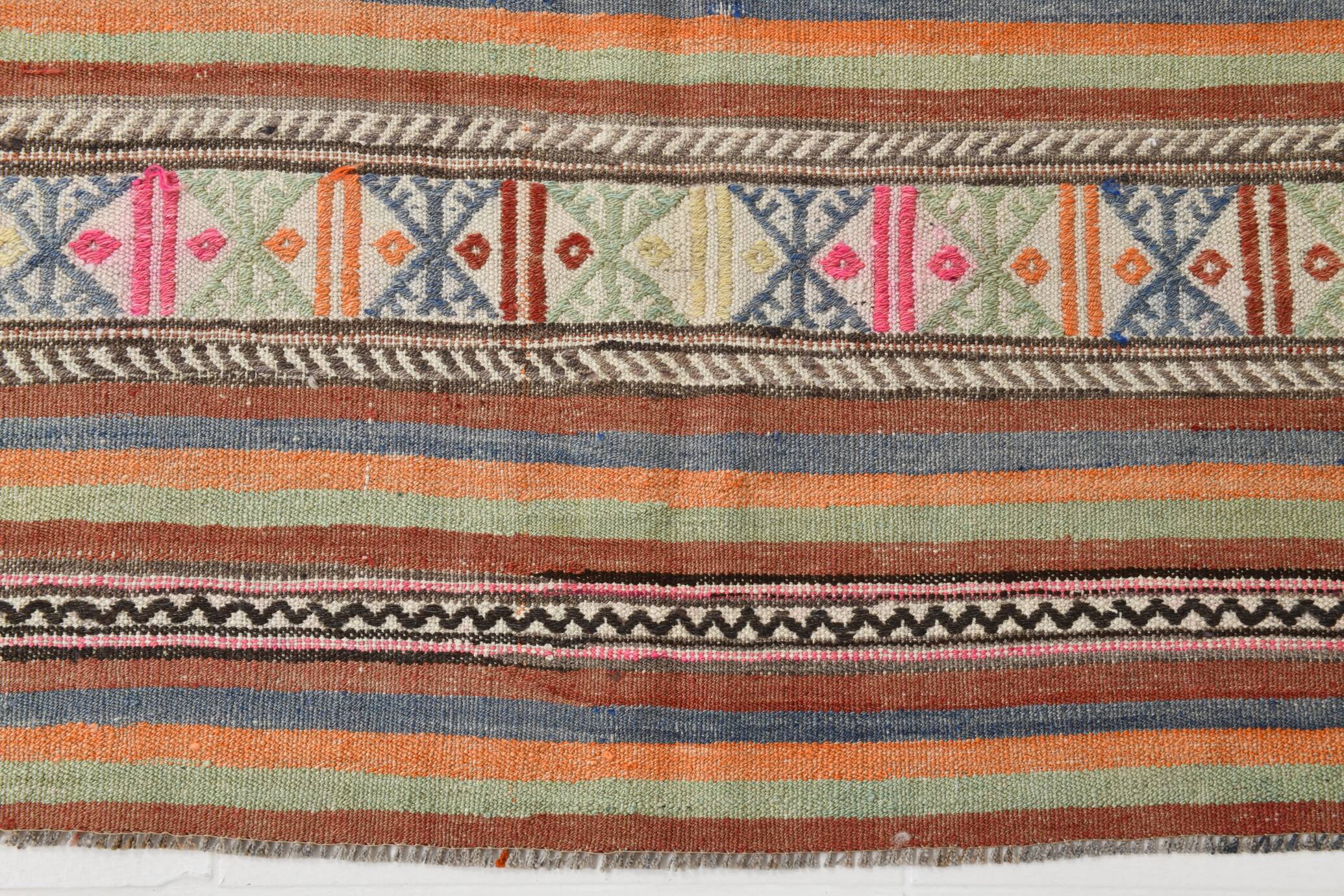Tapis Kilim vintage turc en laine