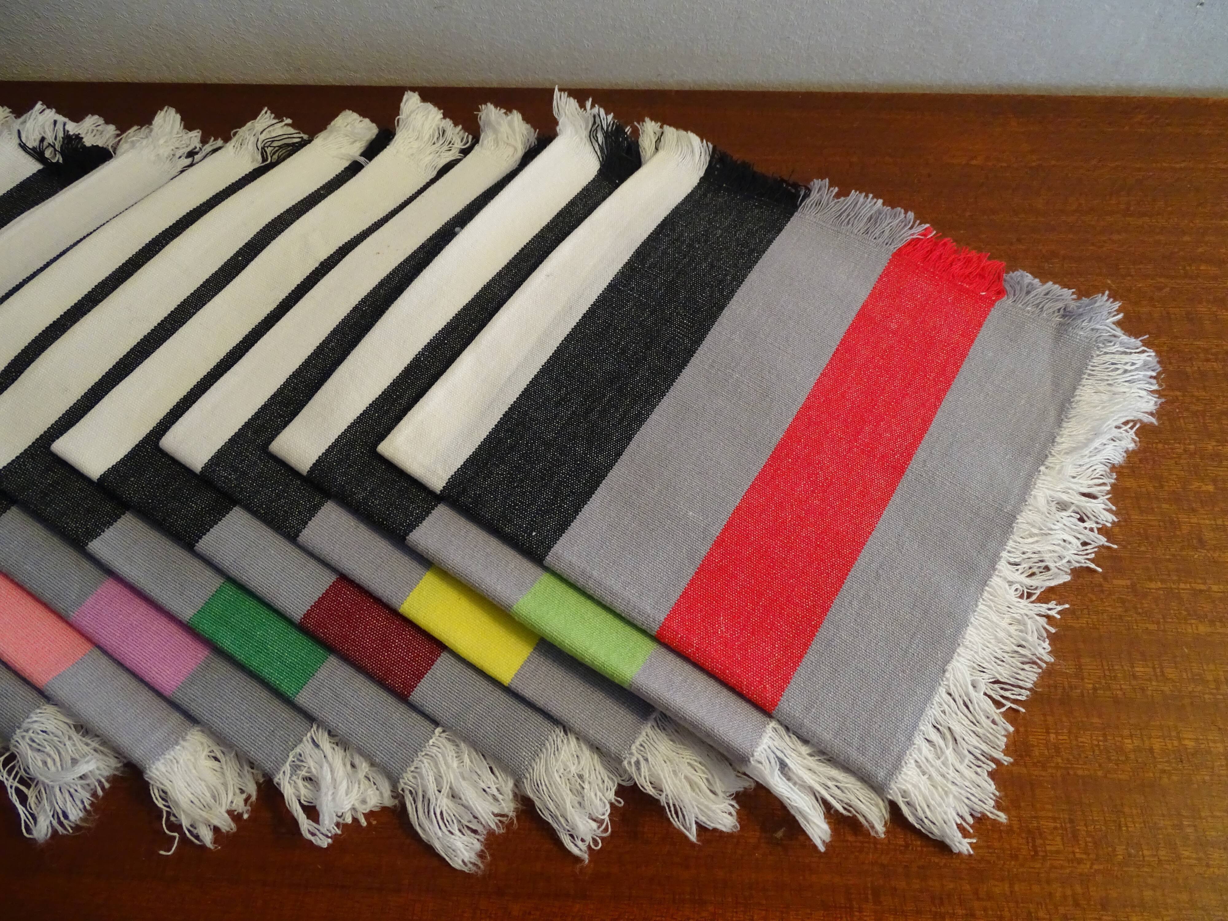 12 vintage fringed napkins