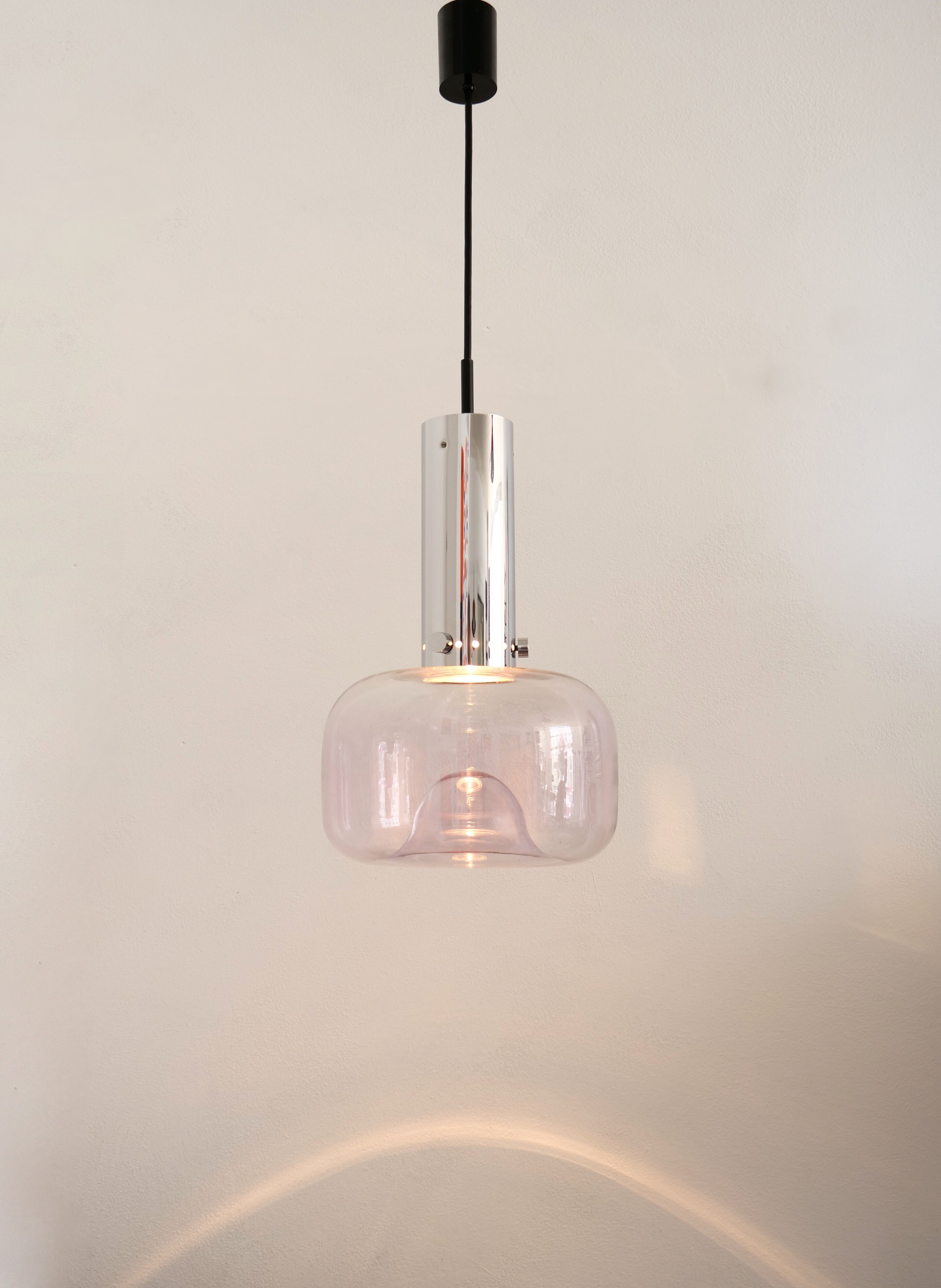 Organically shaped suspension glashütte limburg 1970