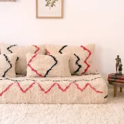 Canapé de sol en tapis Azilal fait main 180 cm avec coussins moelleux