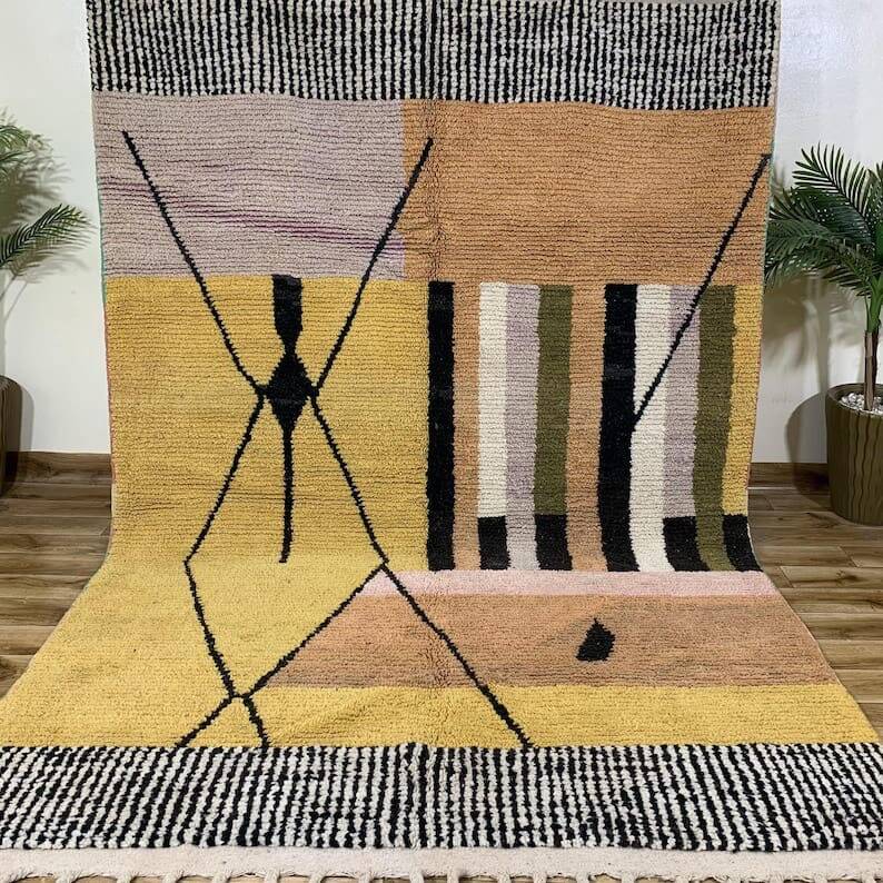 Handmade Moroccan Atlas Berber rug, size 140 x 260 cm.
