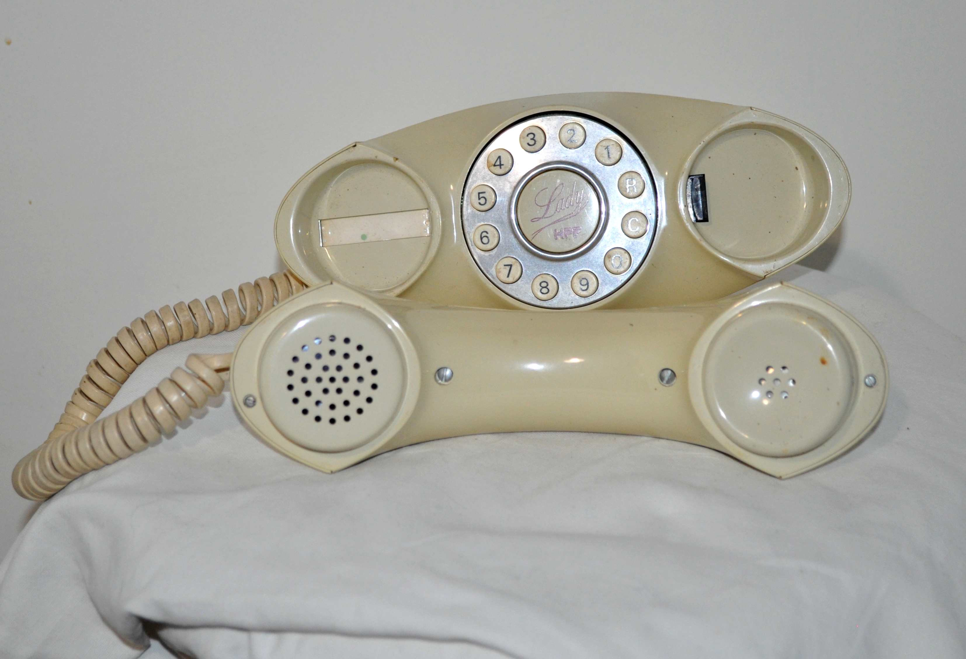 Phone wired vintage lady