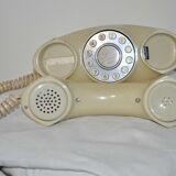 Phone wired vintage lady