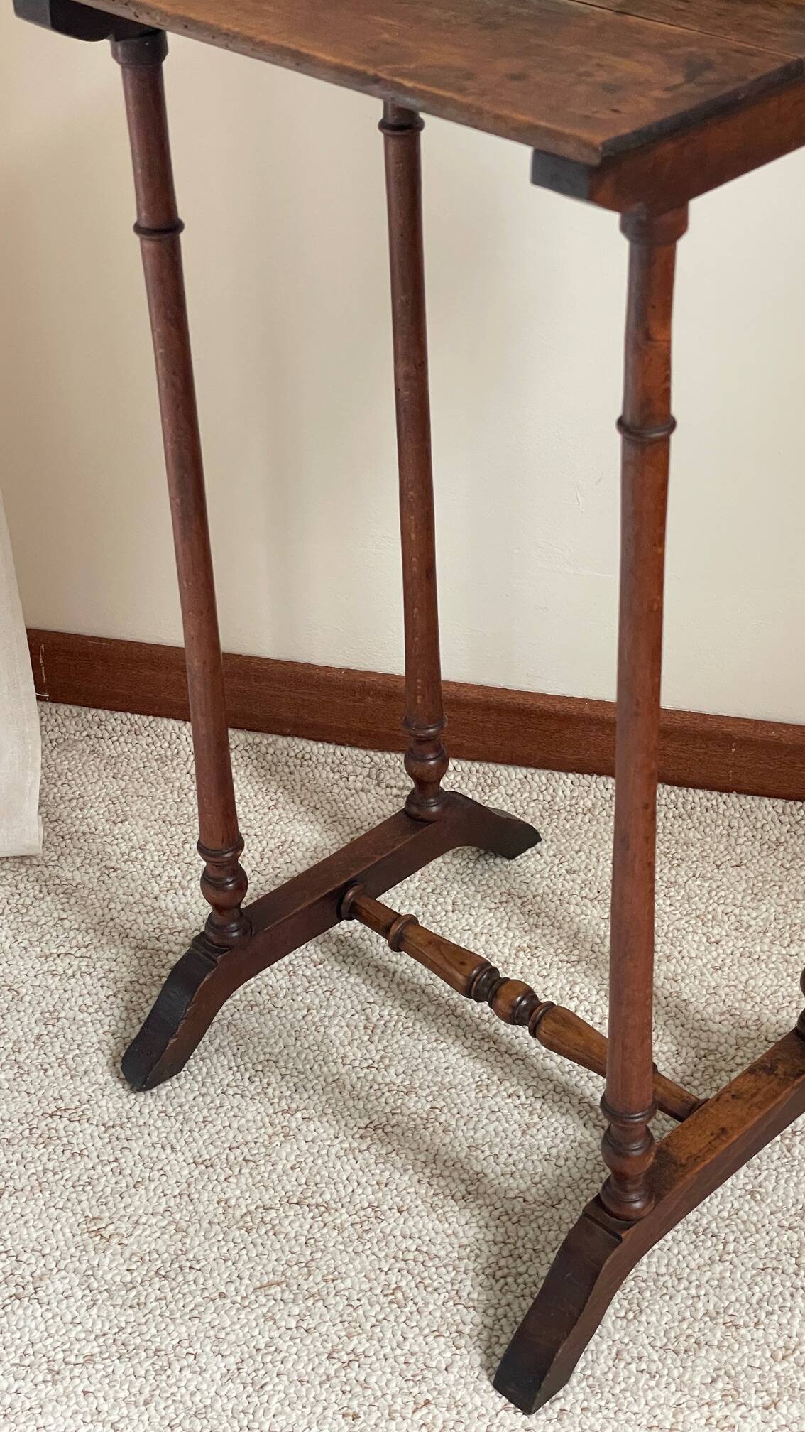 NIGHTSTAND Antique Turned Wood
