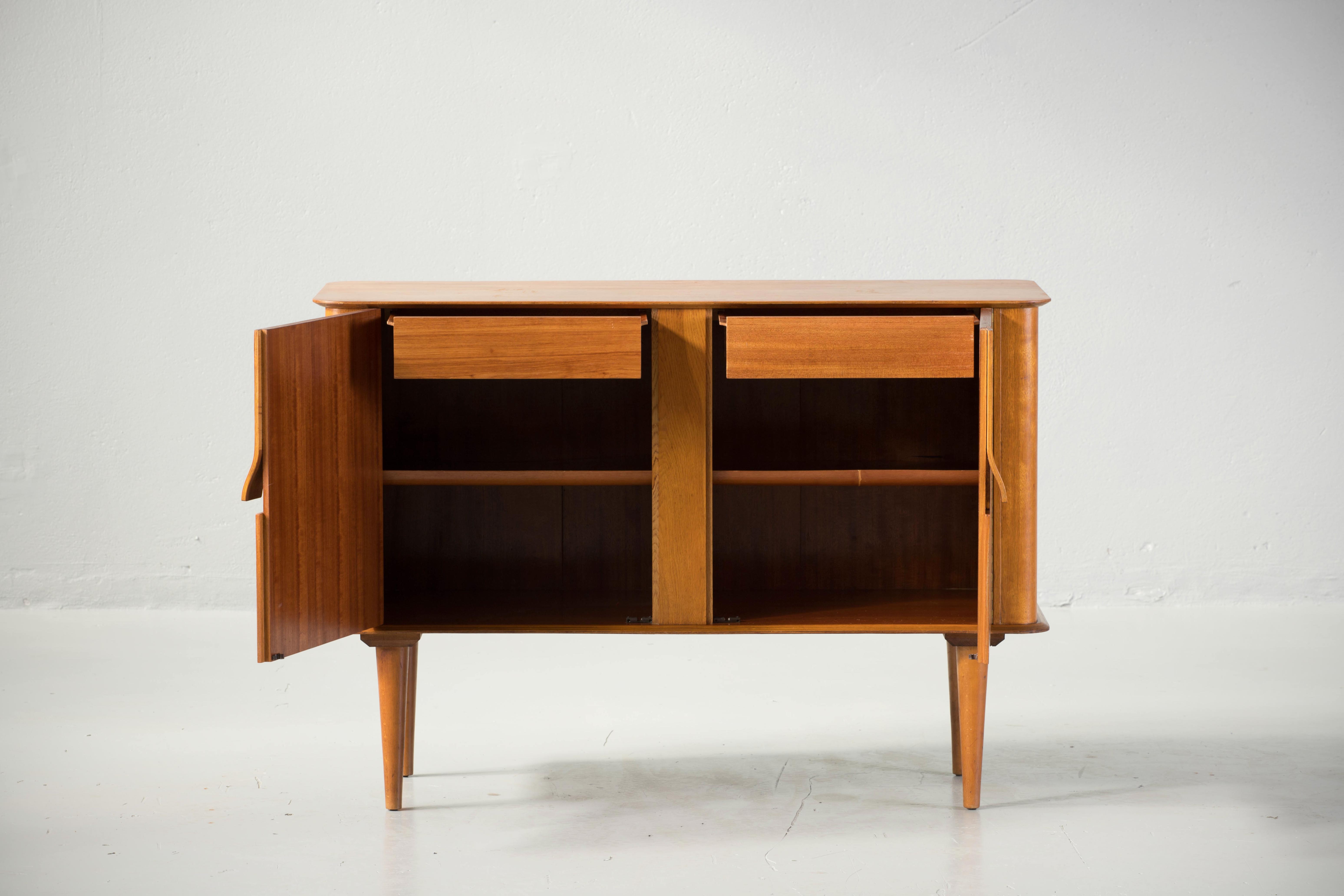 Buffet Maple de Loebenstein pour Meredew, 1960