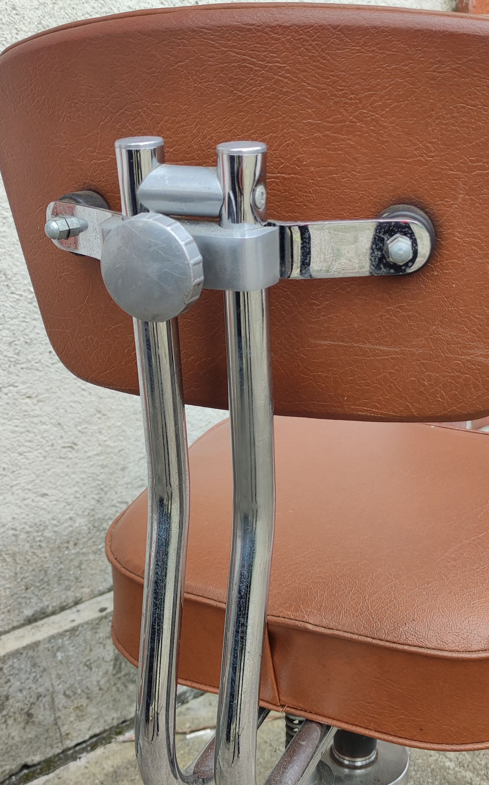 Vintage Chair Flambo Style