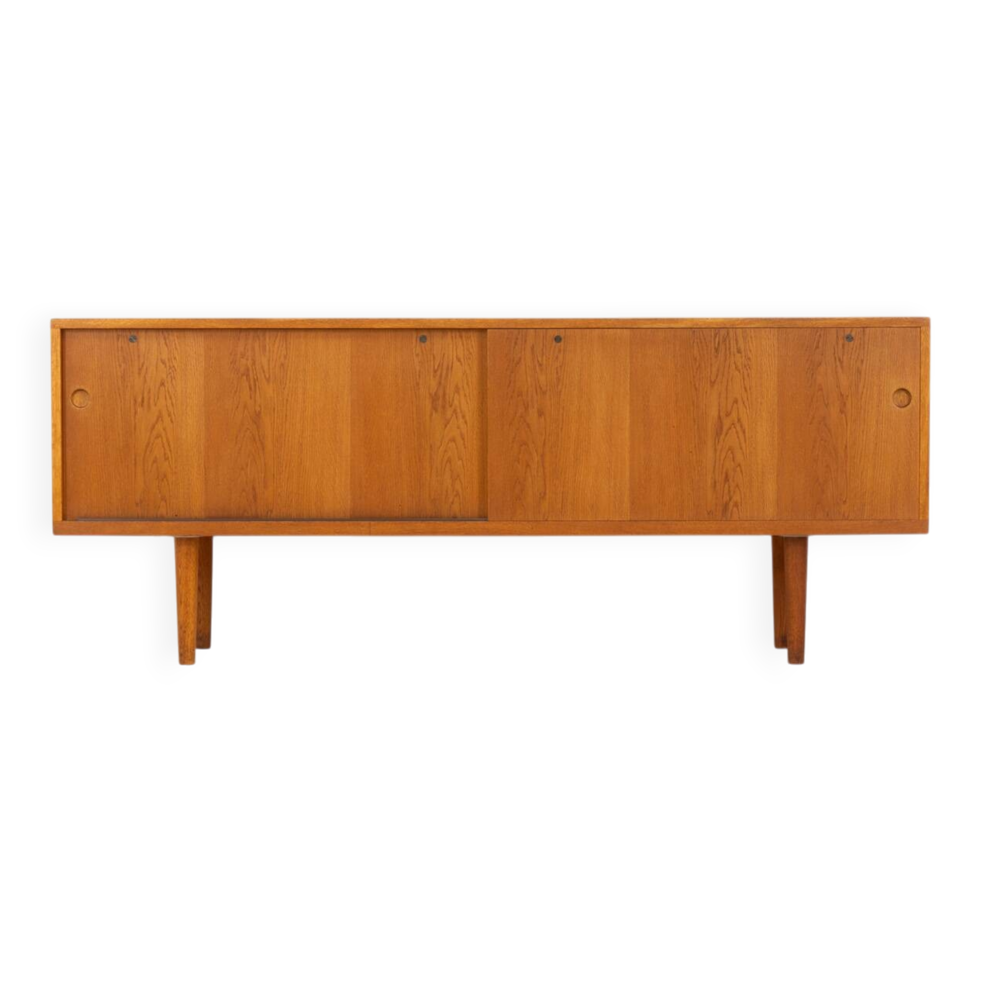Buffet RY26 by Hans J. Wegner for Ry Møbler