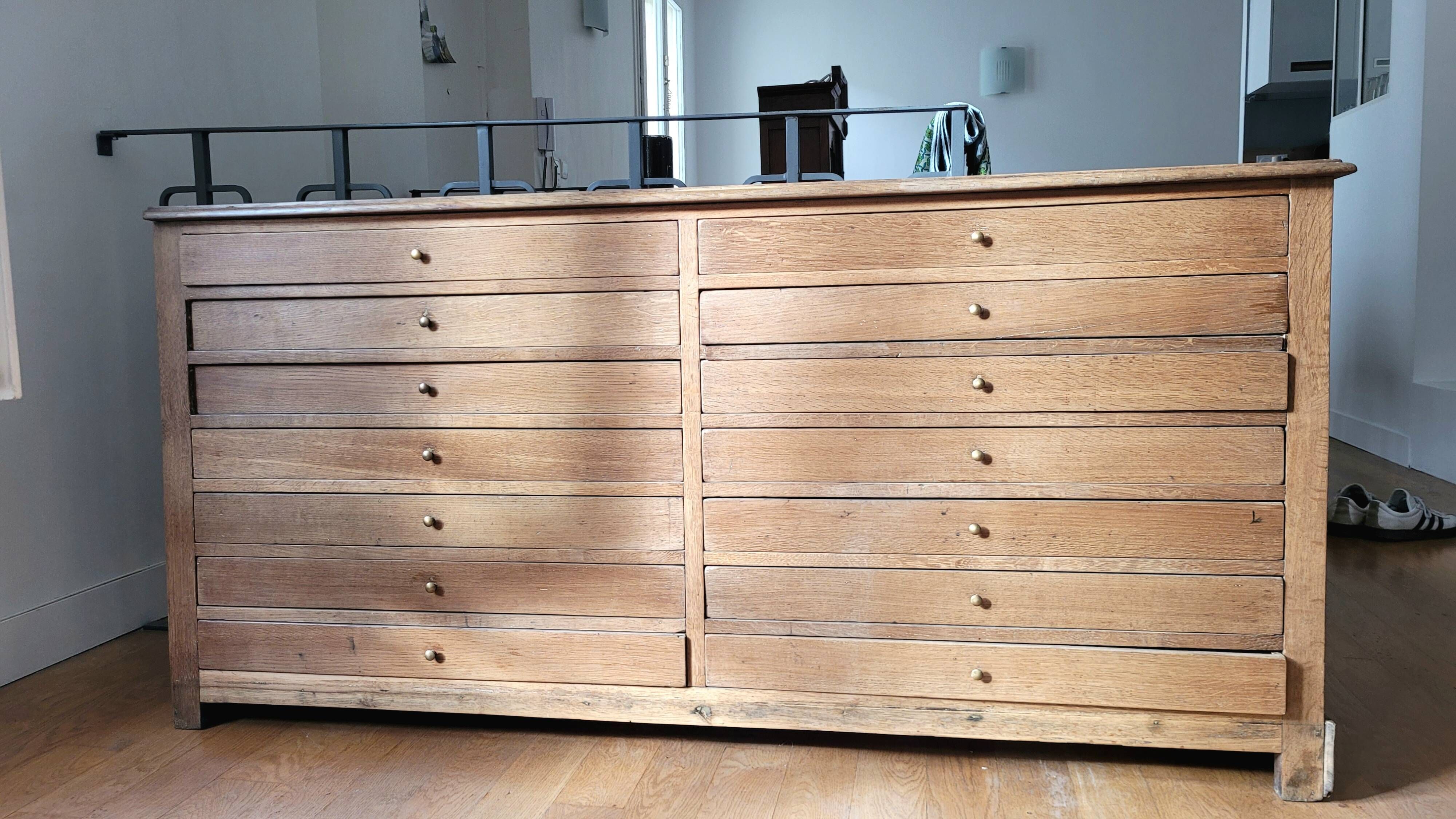 Antique workshop furniture in solid oak, 14 drawers
