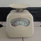 Balance de cuisine style ancien