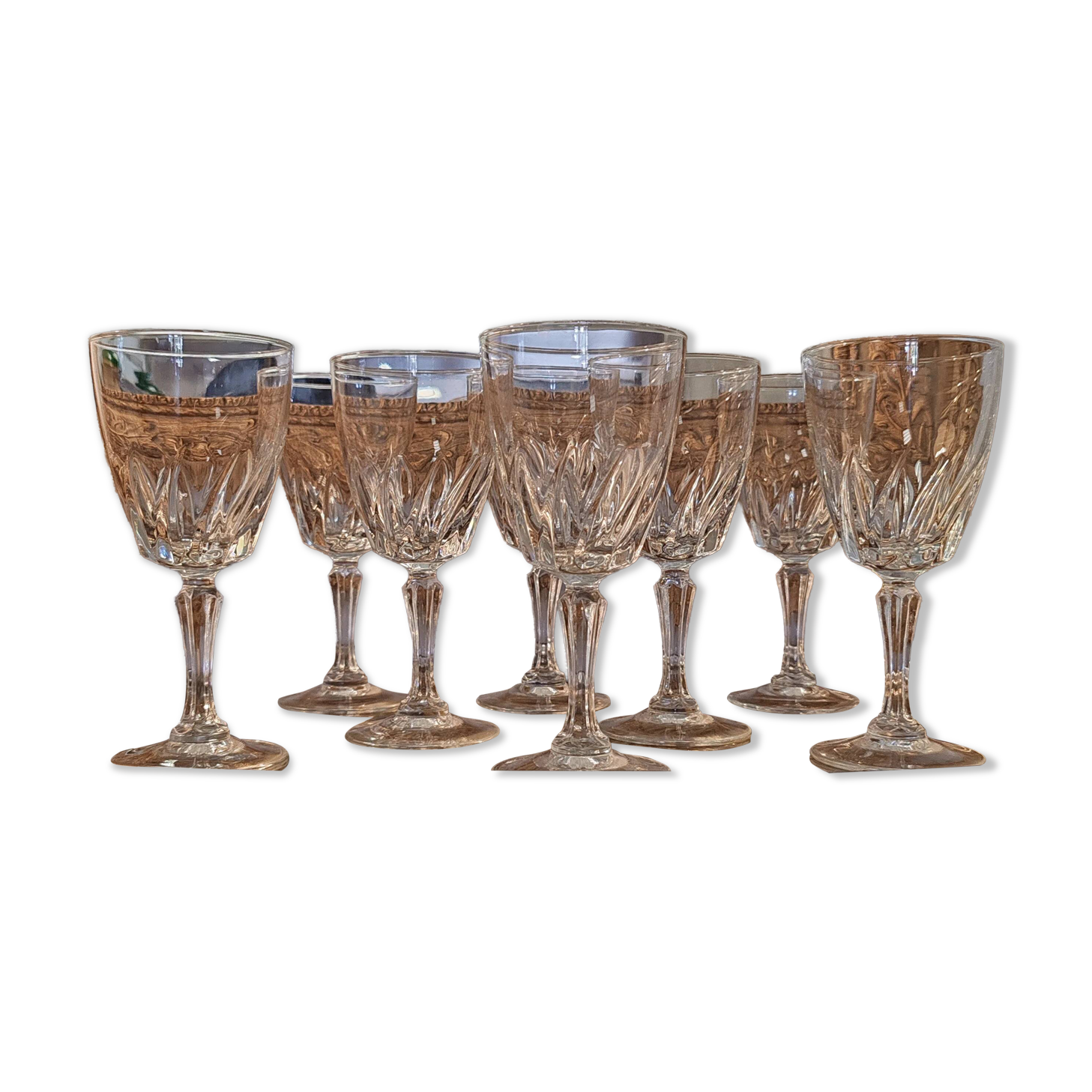 Set of eight stemmed wine glasses