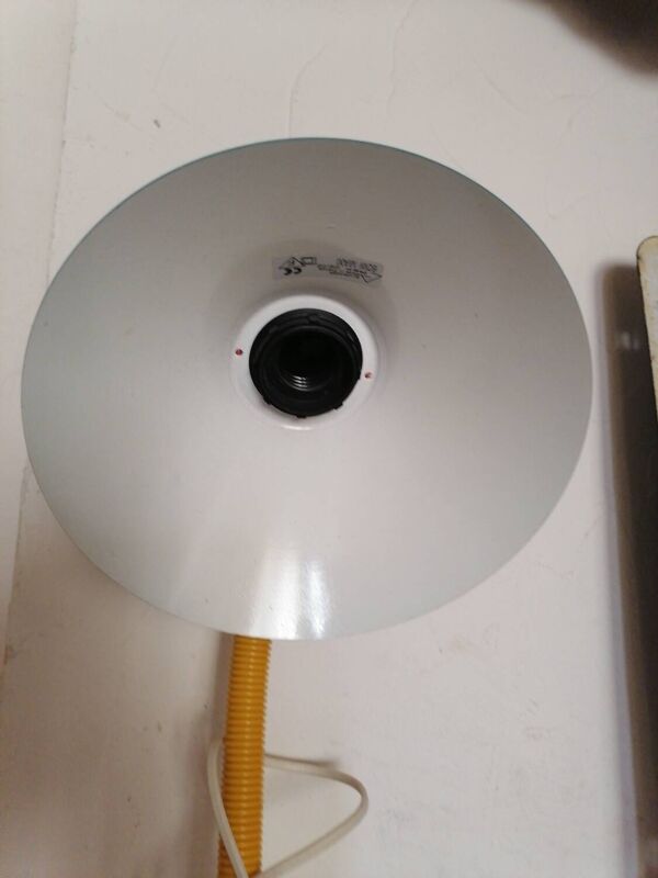 Lampe de bureau style menphis vintage aluminor