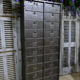 Furniture with 20 strafor industrial lockers