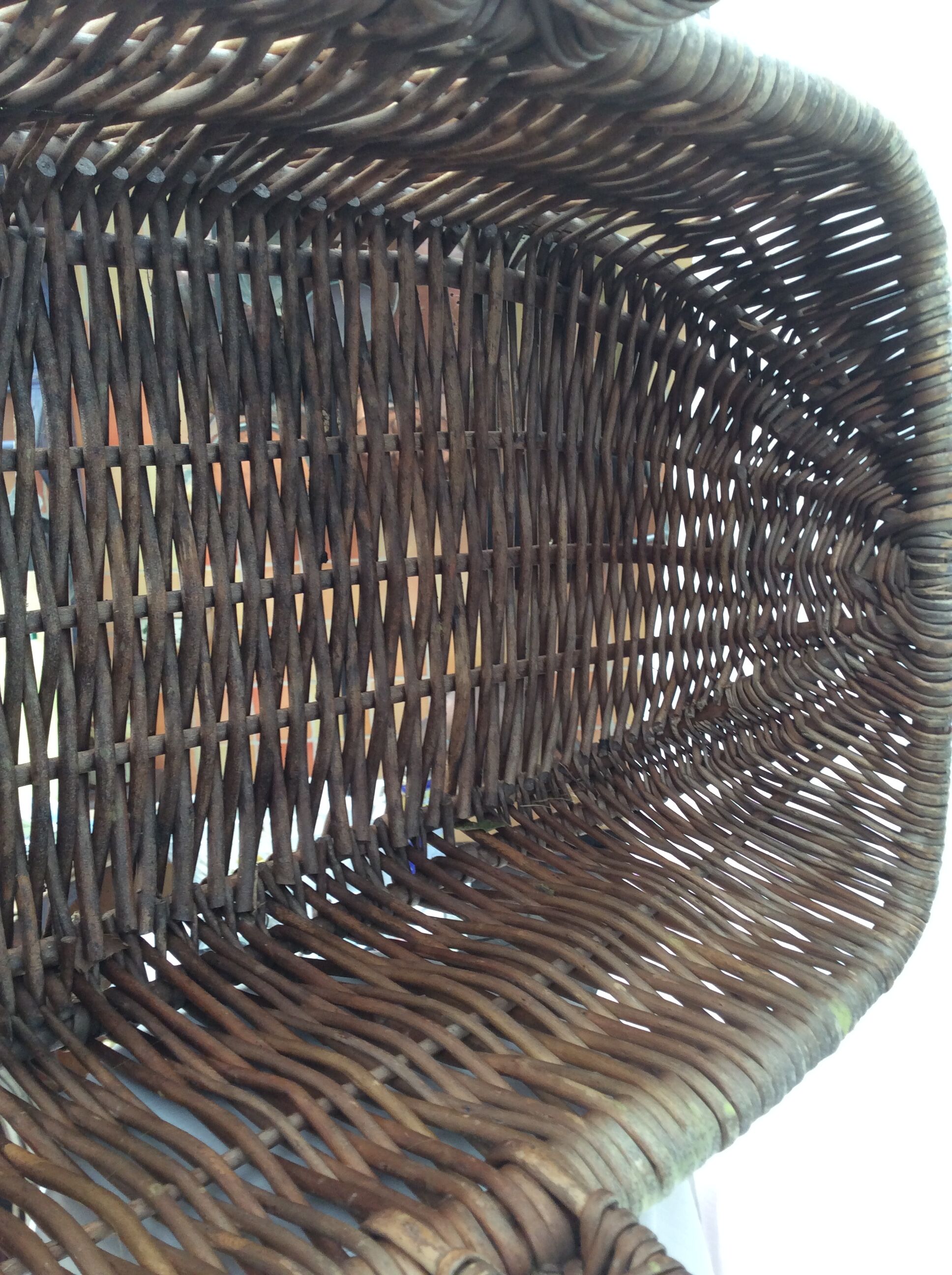 Wicker basket basket with vintage handle size: height -34cm- width -40cm - prof-29cm