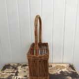 Wicker bottle holder
