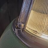 „Alma“ ukrainische Industrie Lampe Poliert / Grün