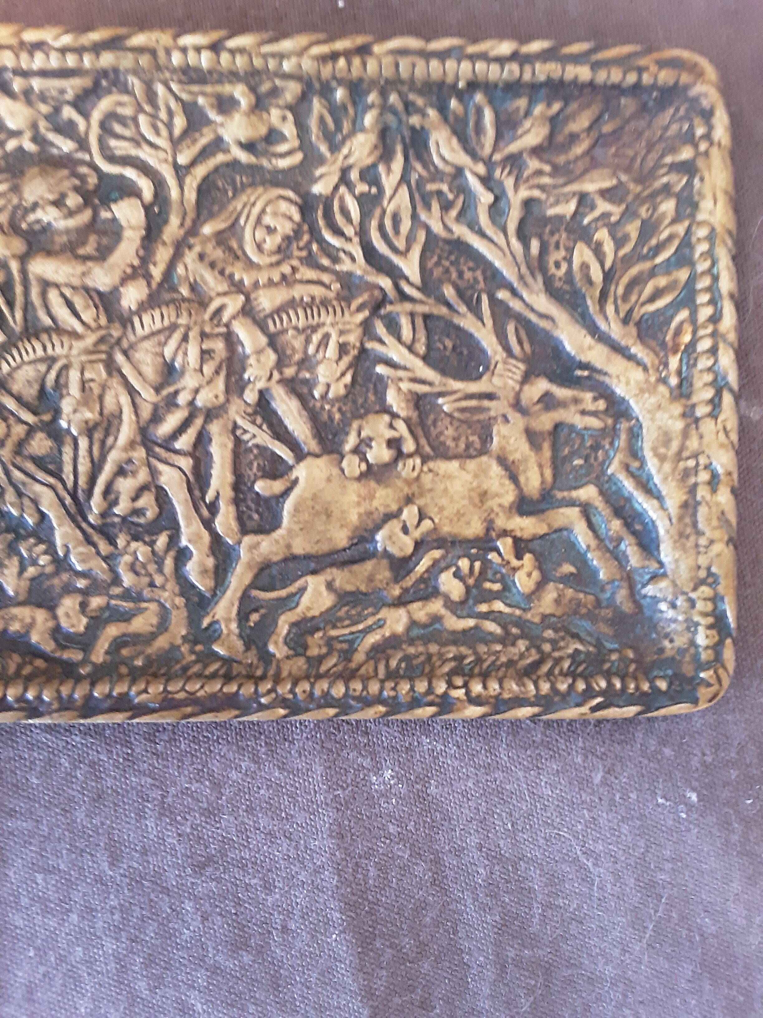 Empty pocket, bronze, Max The glassmaker "chasse moyen-age 1346"
