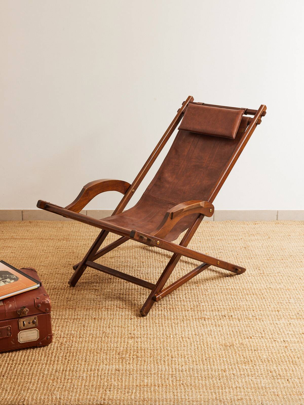 Vintage wooden deckchair