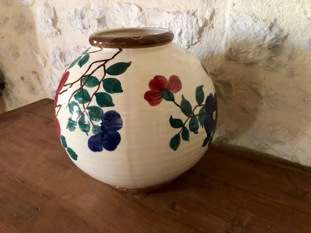 Saint Clement ball vase