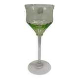 Uraline stemware