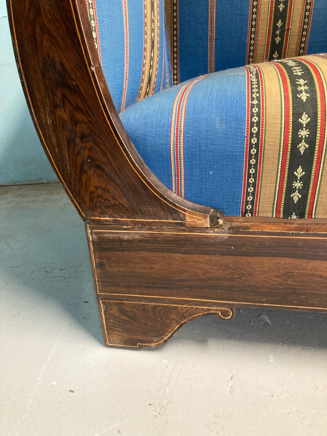 Pair of meridians in rosewood, Charles X period.