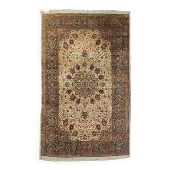 Grand - Tapis beige tissé à la main