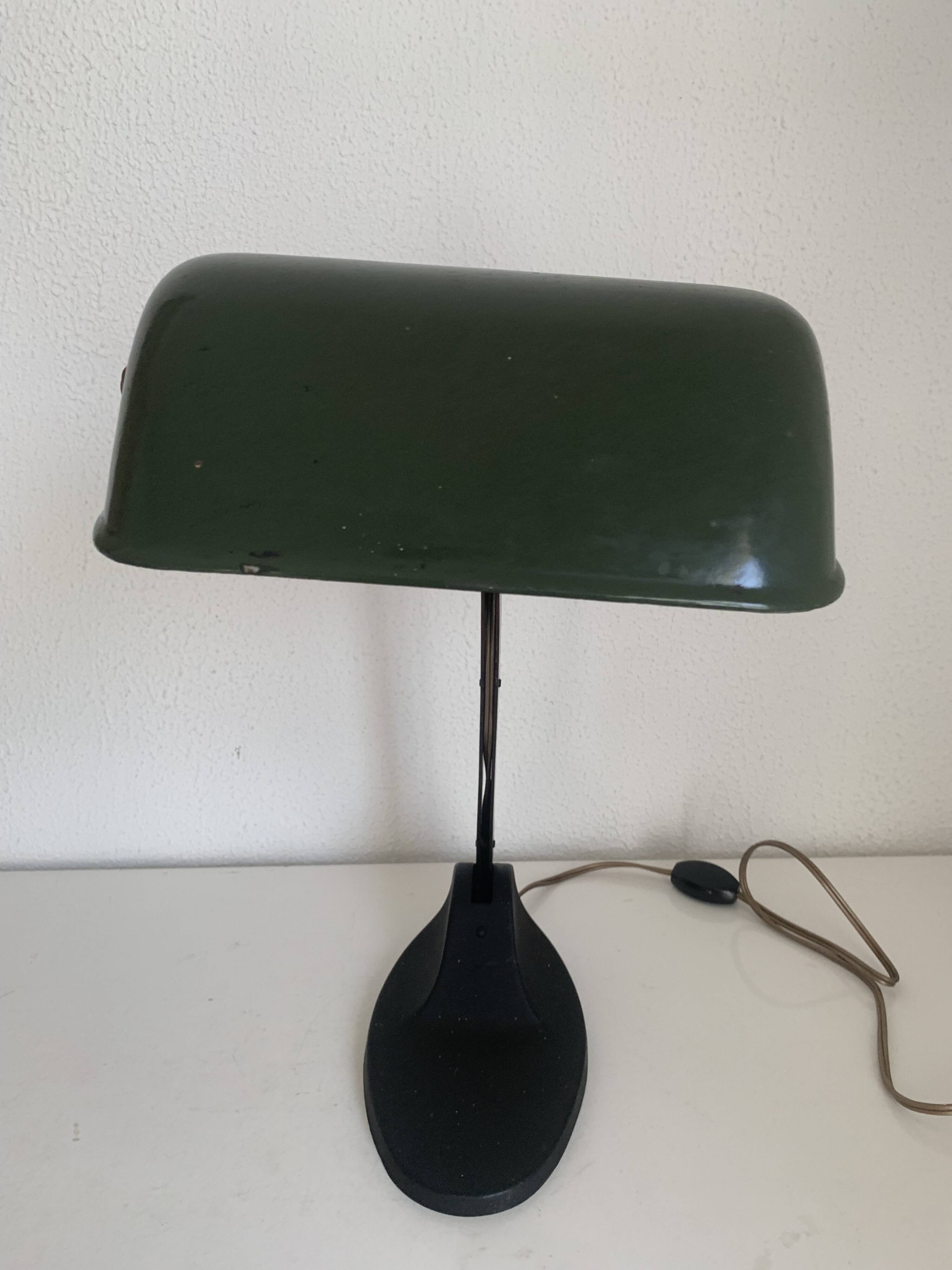 Vintage 1930s Viktoria enamelled cast iron Bauhaus lamp - 40 cm