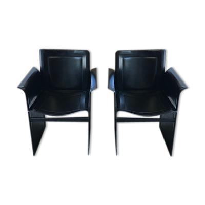 Paire de fauteuils design Italien