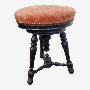 Napoleon III piano stool