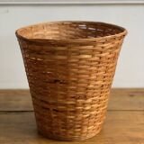 Rattan wastebasket