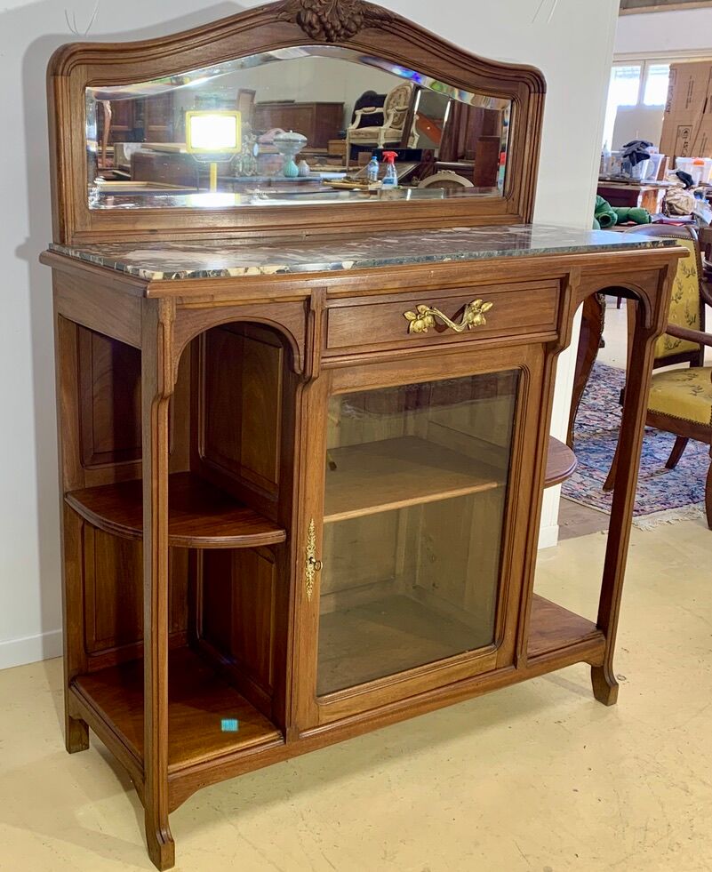 Meuble desserte-vitrine époque Art Nouveau 1900 Style  Louis Majorelle  ,école de Nancy