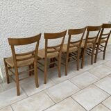 5 mulched chairs