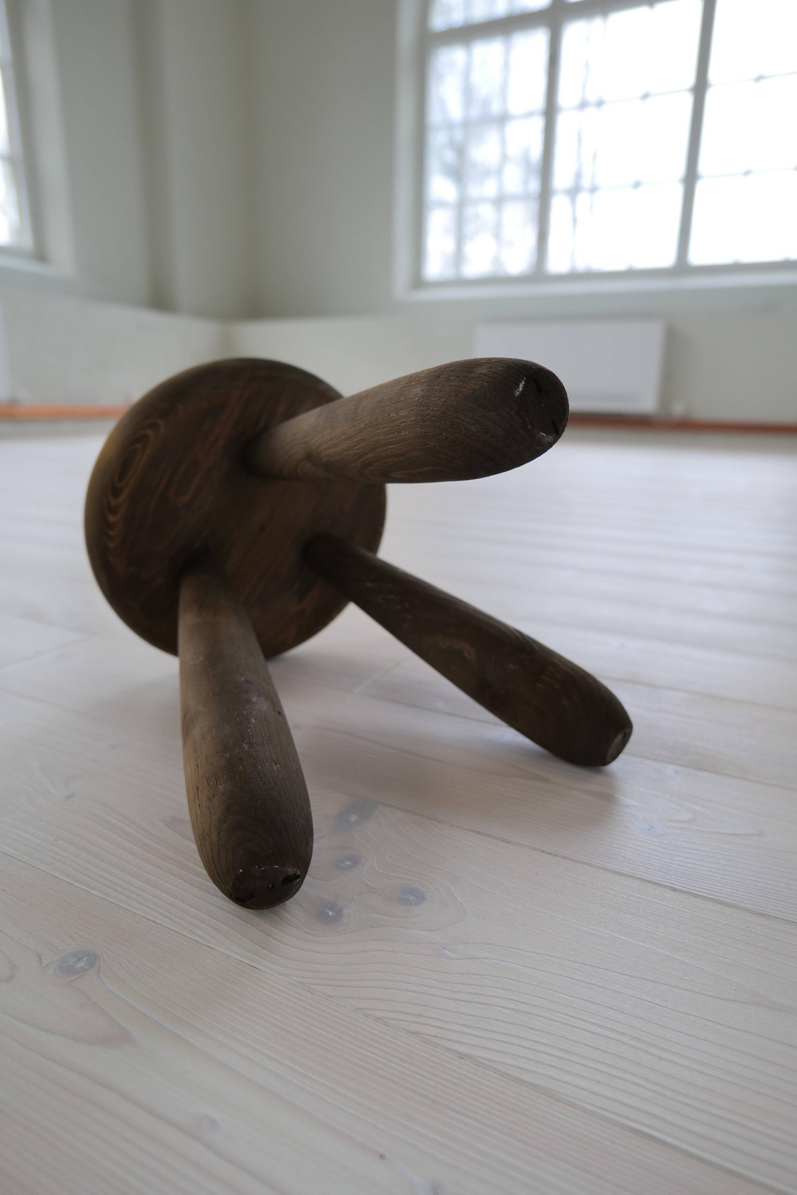 Sculptural stool in stained pine, attributed to Ingvar Hildingsson, Sweden 1970.