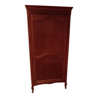 Armoire parisienne