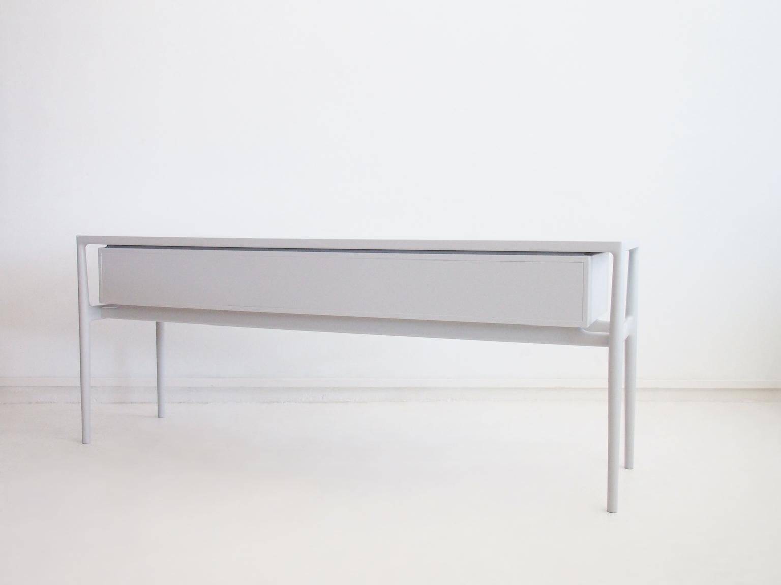 Helge Vestergaard-Jensen - Painted wooden enfilade in light grey