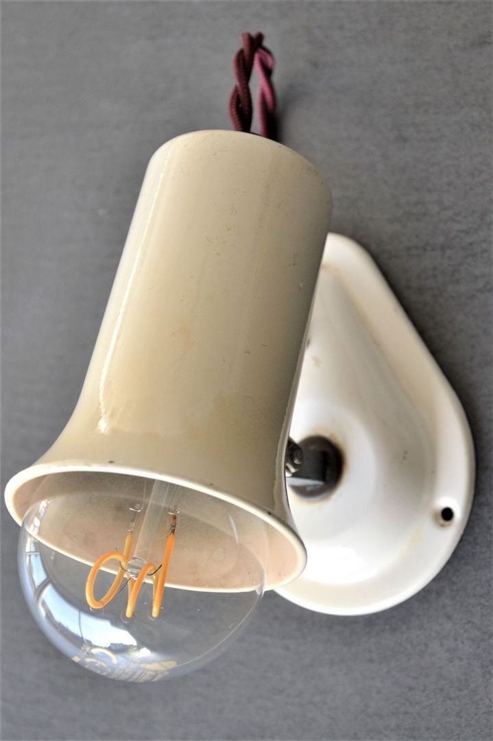 Vintage articulated metal spotlight - cream color -