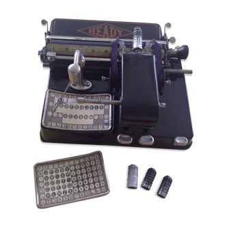 Heady typewriter