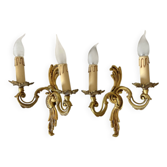 Paire d'appliques dorées style rocaille